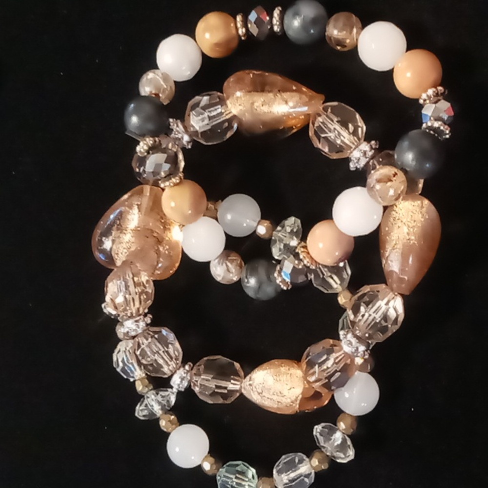 Glass foil & stone with crystal cut beaded expandable bracelets. neutrals